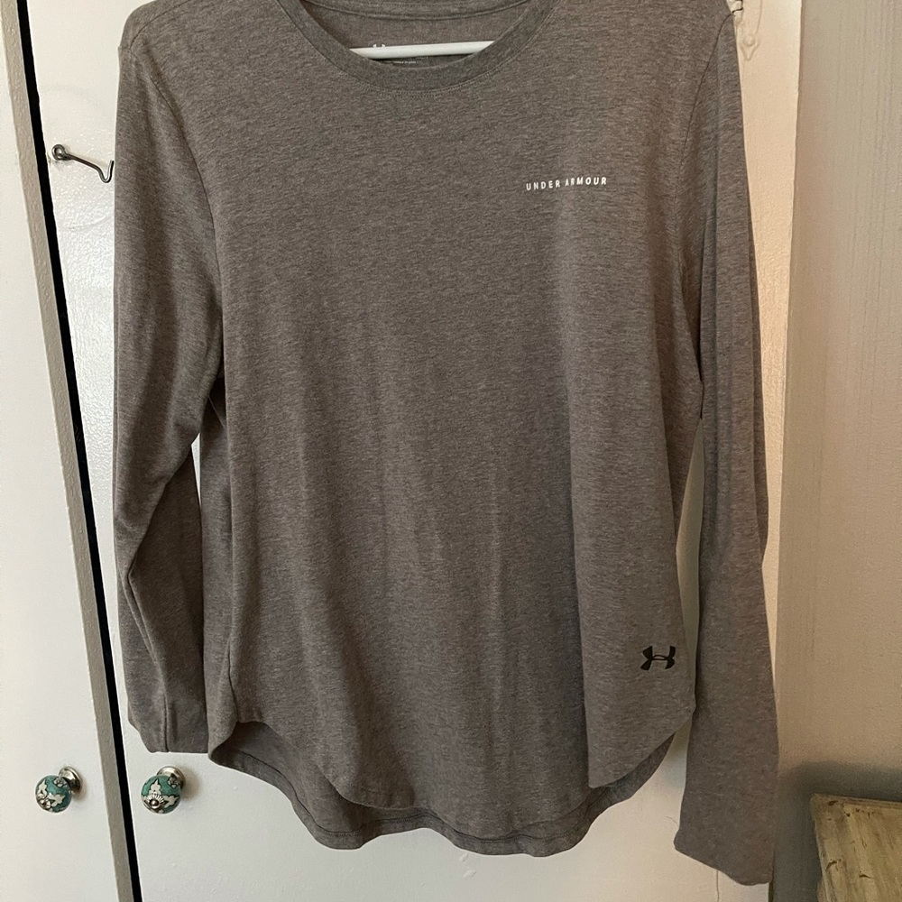 Under Armour Top